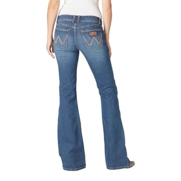 Wrangler Retro Mae Mid Rise Flare Jeans Womens 3x34 Medium Wash 112321493 - Picture 3 of 3
